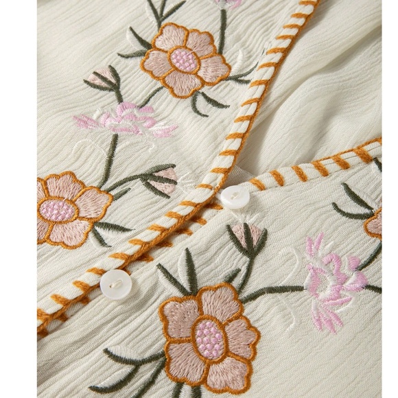 Boho Floral Embroidered Button Down Oversized Blouse - Picture 7 of 8